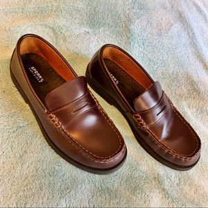 Boys Leather Sperry Colton Penny Loafers Size 5